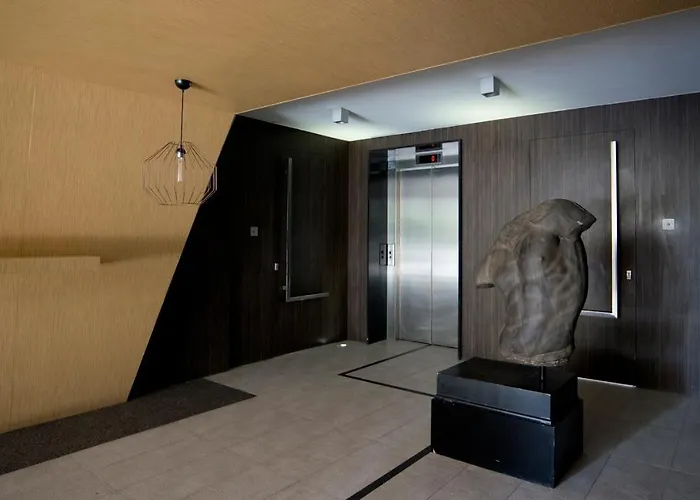 アパート Glabur - The Elite - Exceptional Floor City, Welcomes U!!!